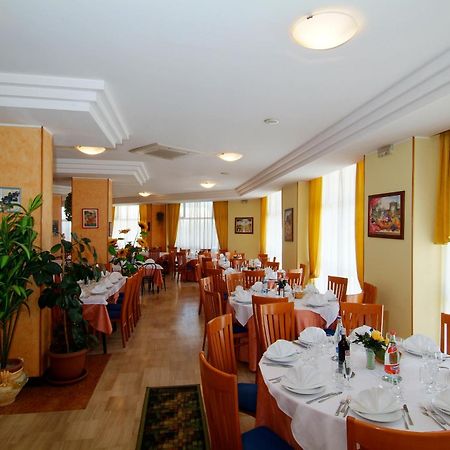 Montesilvano Marina Grand Eurhotel מראה חיצוני תמונה