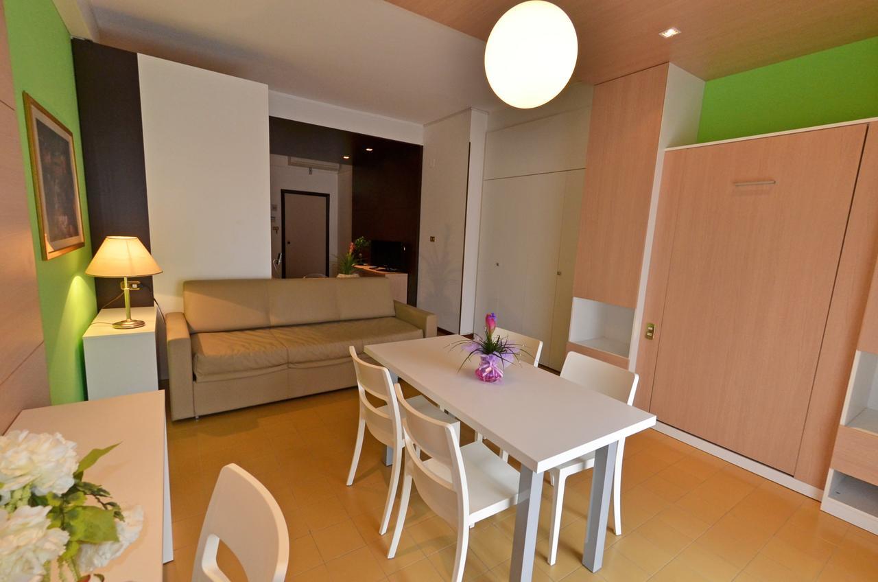 Montesilvano Marina Grand Eurhotel מראה חיצוני תמונה